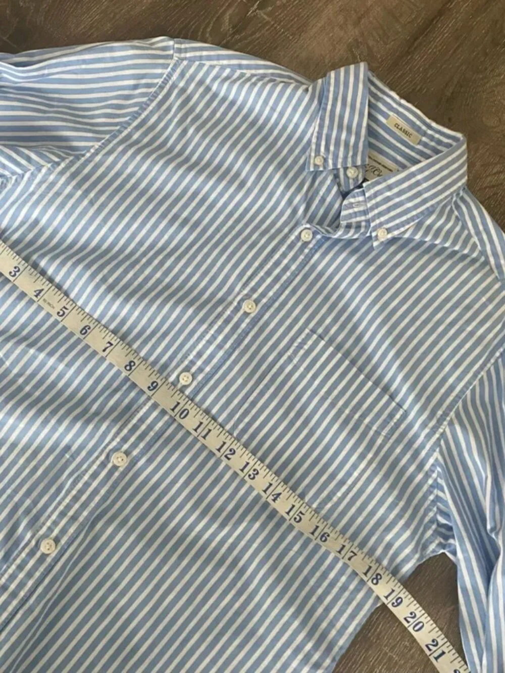 J. Crew Classic White & Blue Striped Button Down Shirt Men's Small